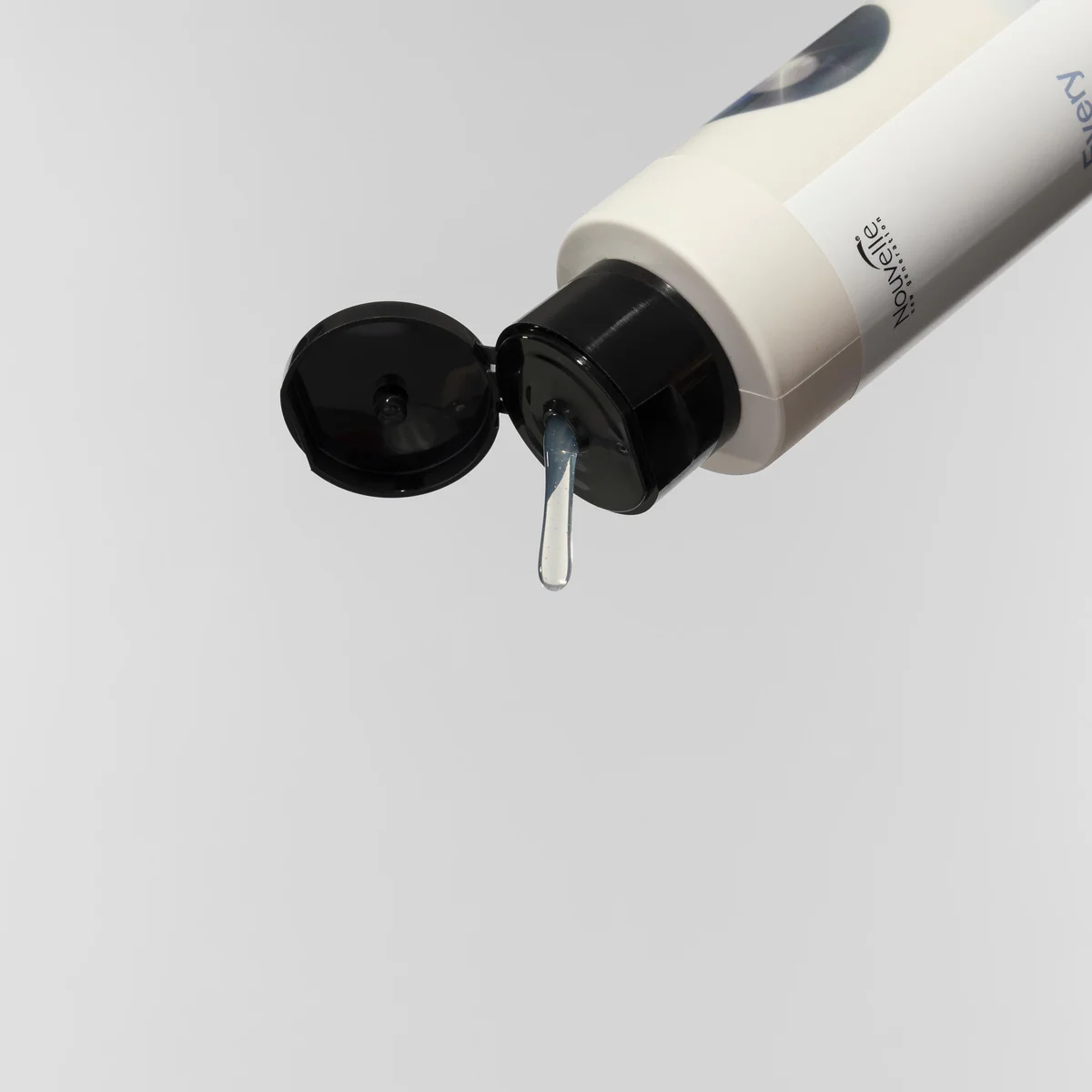 EVERYYOUEndlesshydratationlightshampoo_02